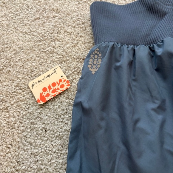 Free People Movement Carpe Diem Shorts Womens XL Blue Athletic Sporty Preppy - Picture 8 of 9